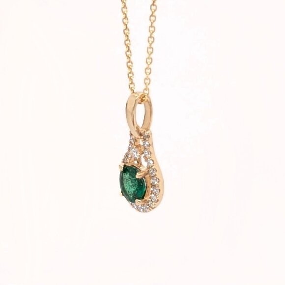 Zambian Emerald Pendant in Solid 14K Gold with Natural Diamonds - Picture 4 of 6